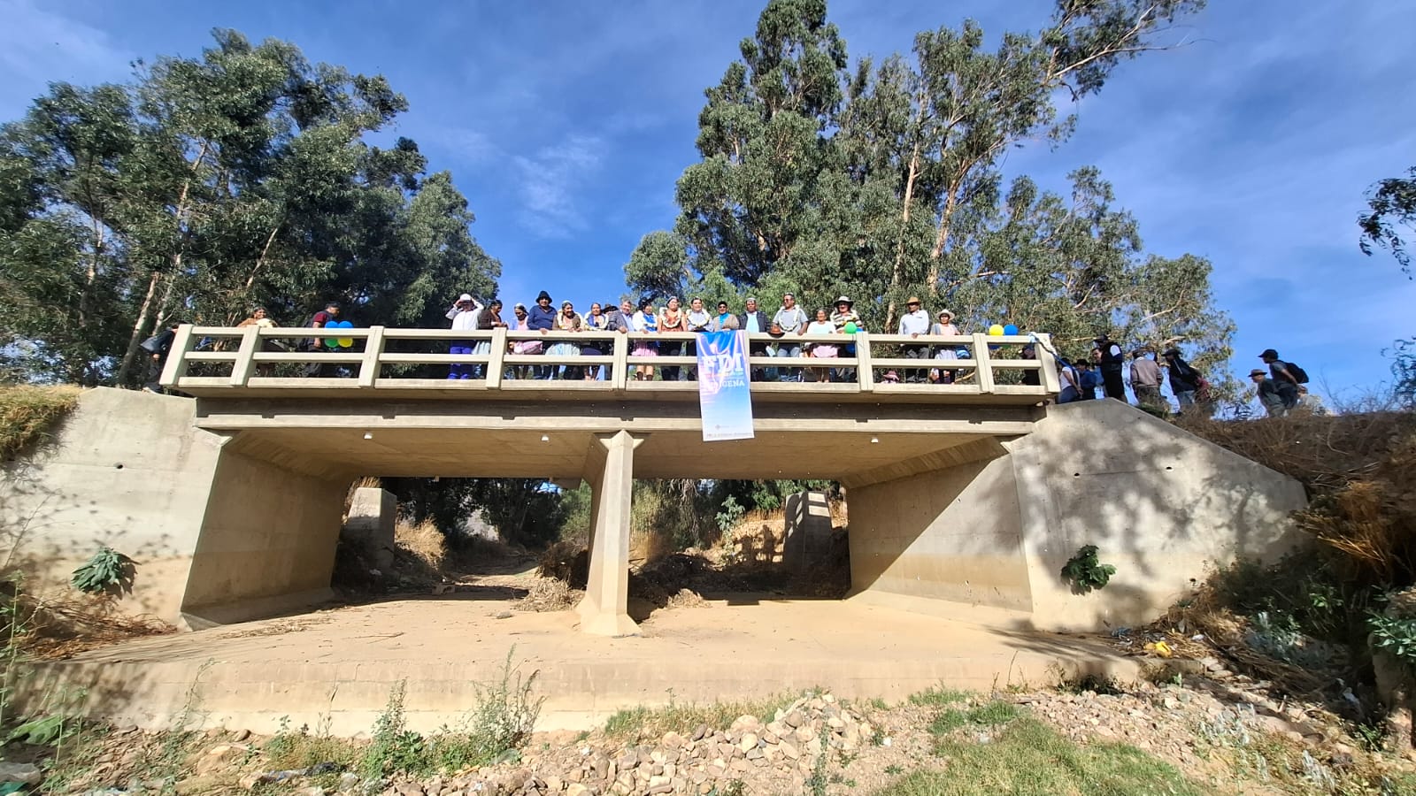 GOBIERNO NACIONAL ENTREGA PUENTE VEHICULAR EN ARANI PARA IMPULSAR LA PRODUCCIÓN AGRÍCOLA Y LA INTEGRACIÓN REGIONAL